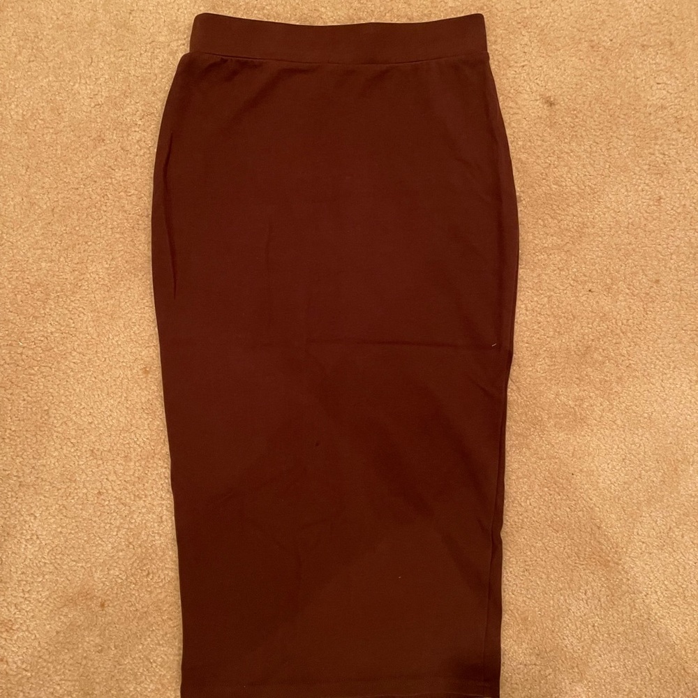Brown pencil skirt